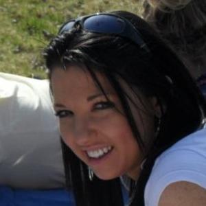 Profile picture of DarkHairedLass
