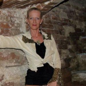 Profile picture of Masquerade71