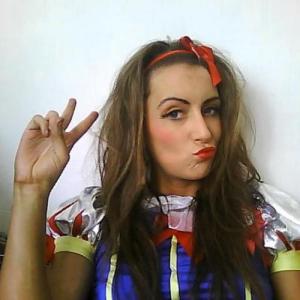 Profile picture of AliceInYourWonderLand