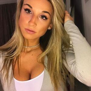 Profile picture of BikiniBabes