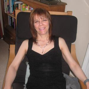 Profile picture of comerideSteph
