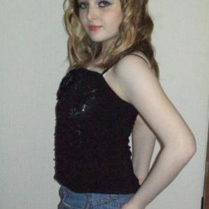 Profile picture of play-with-bonbon