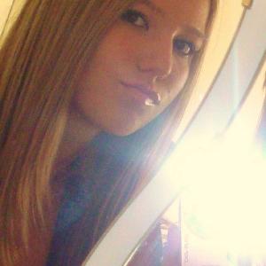 Profile picture of GlitzAndGlamour