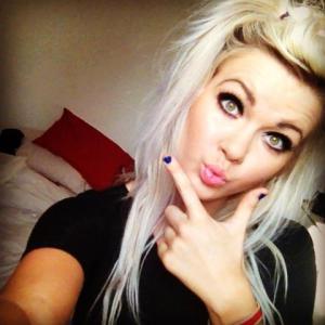 Profile picture of Bootiful_girl