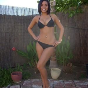 Profile picture of YourSexyBikiniBabe