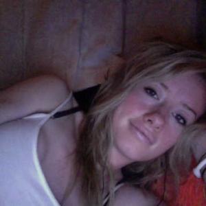 Profile picture of IzzyFox