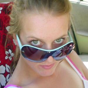 Profile picture of queenlil