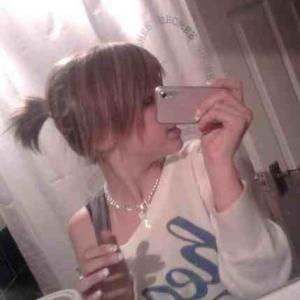 Profile picture of cuteandpetite
