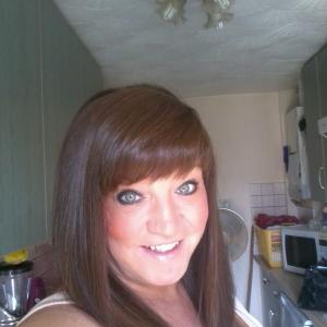 Profile picture of Cora_Roses