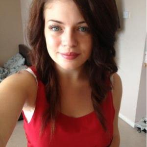 Profile picture of Ellie_is_2_shy
