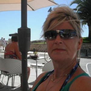 Profile picture of DivorcedEllie