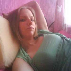 Profile picture of allwoman-Aaliyah