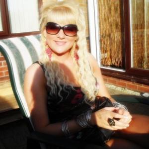 Profile picture of Sissylovescluubingitandthesun