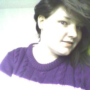 Profile picture of Candid-Camilla