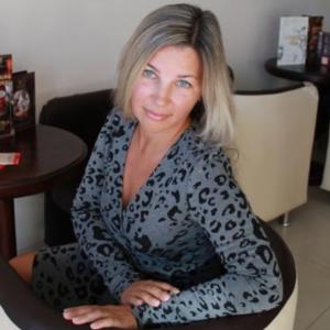 Profile picture of Deborah