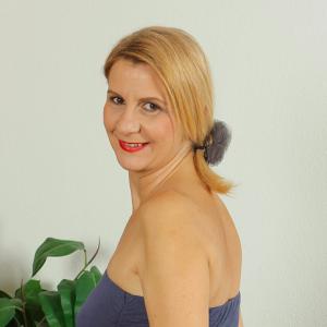 Profile picture of Bombshellblonde
