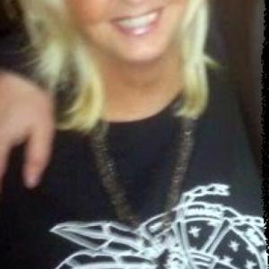 Profile picture of Lesley