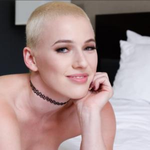 Profile picture of SlutSarah