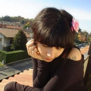 Profile picture of Petitelover