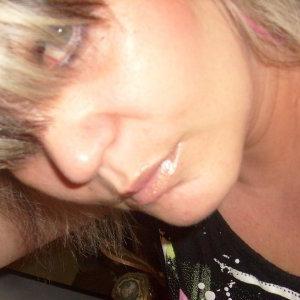 Profile picture of sensuallykissable
