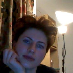 Profile picture of MysteriousRia
