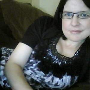 Profile picture of leather-and-lace-desires