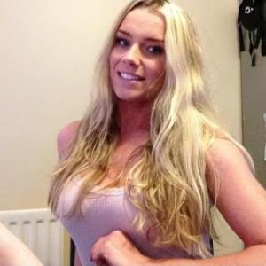 Profile picture of Busty_bee