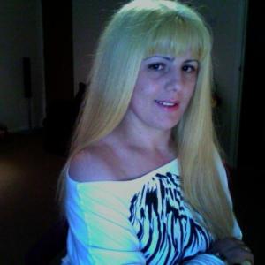Profile picture of Glinda