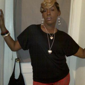 Profile picture of Make_me_urs