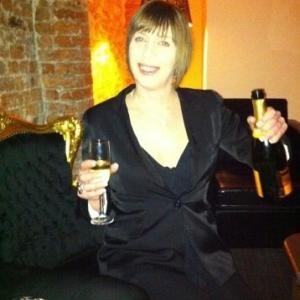 Profile picture of Frillsandthrills