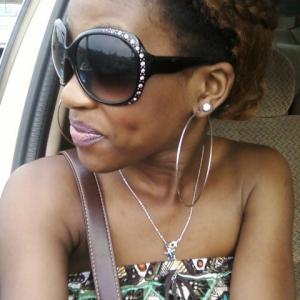 Profile picture of MonicaB