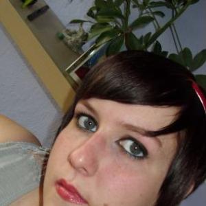 Profile picture of LaurieLaughsHard
