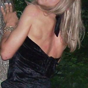 Profile picture of HornyHazel