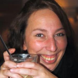 Profile picture of IzzyBee