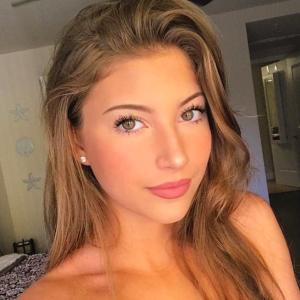 Profile picture of SweetLaila