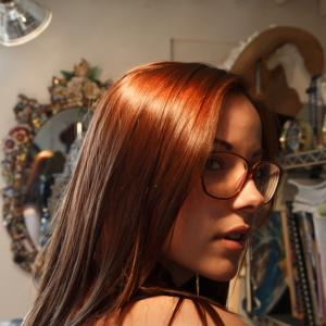 Profile picture of victoria_love