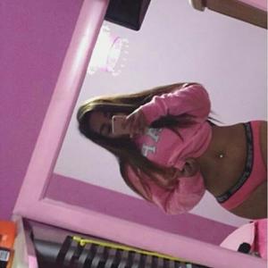 Profile picture of CurvyChloe
