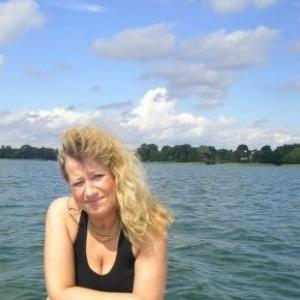 Profile picture of LuxuryLady