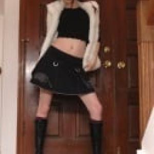 Profile picture of make-me-your-slut