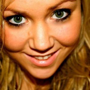 Profile picture of cum-slut-chloe