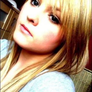 Profile picture of handle_with_care