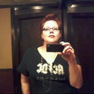 Profile picture of Vintage-rockchick